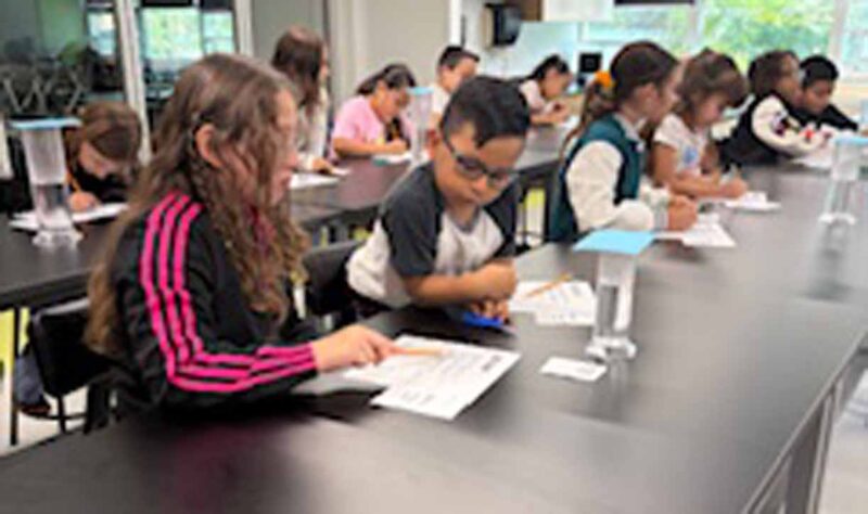 3rd grade gets introduced to the STEM lab